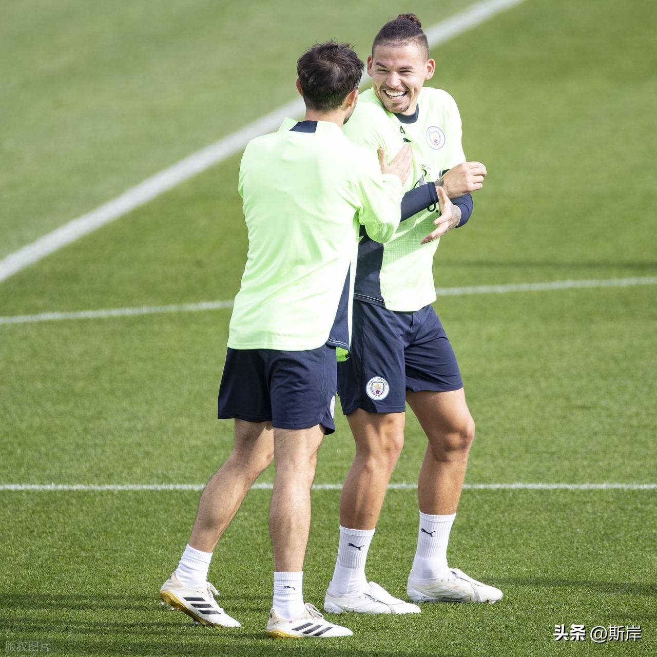 窗口期体能课后，曼城回应争议备战法国杯，管理层满意，数据趋势出现新变化